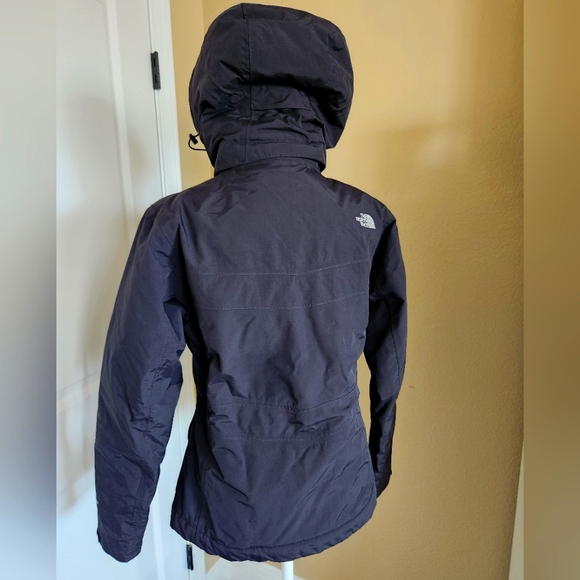 Women's The North Face Jacket Black with Hood and Fur Lining,  Size Small - Picture 6 of 12